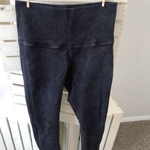 Avocado/Avomuse Women’s Fire Leggings